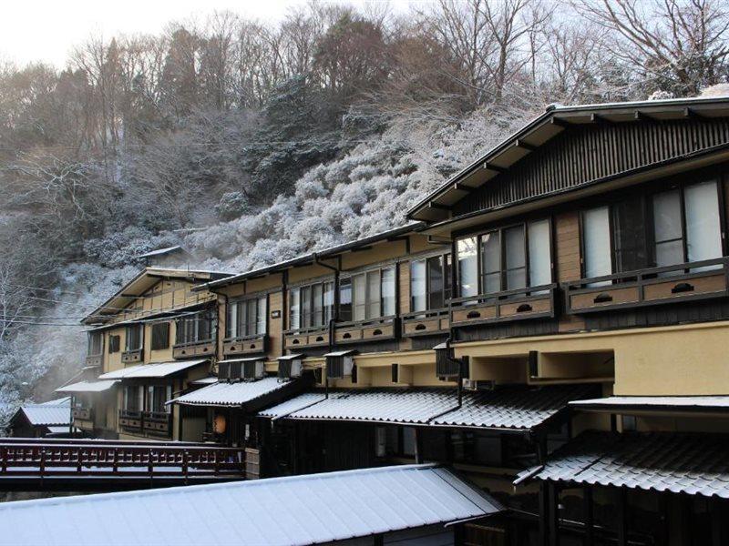 Kurokawa Onsen Yama No Yado Shinmeikan Minamioguni Exterior foto
