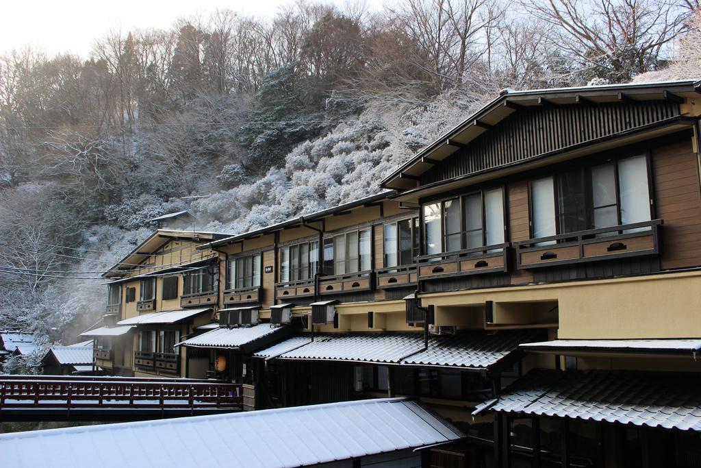 Kurokawa Onsen Yama No Yado Shinmeikan Minamioguni Exterior foto